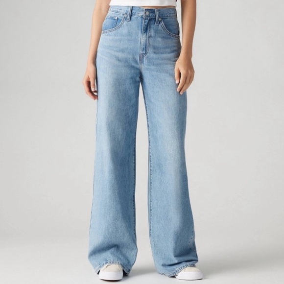 NWT Levi’s Cinch Baggy Jeans - Picture 1 of 16